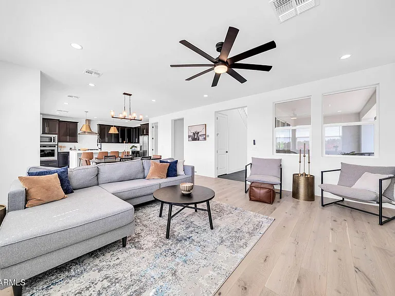 17329 W Gretna St — Photo 19