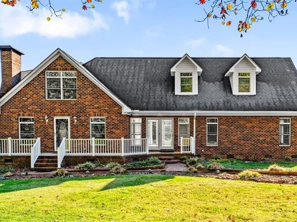 6526 State Highway 61 N, Gibsonville, NC 27249
