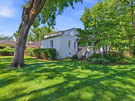 54th image of 200 Brookfield Ave