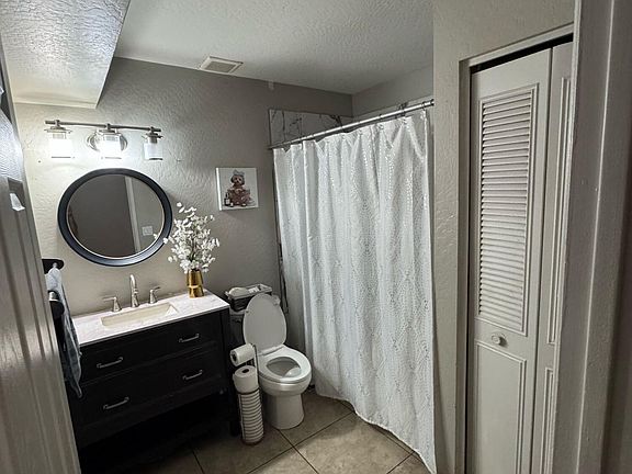 4th image of 7141 W DENTON Lane