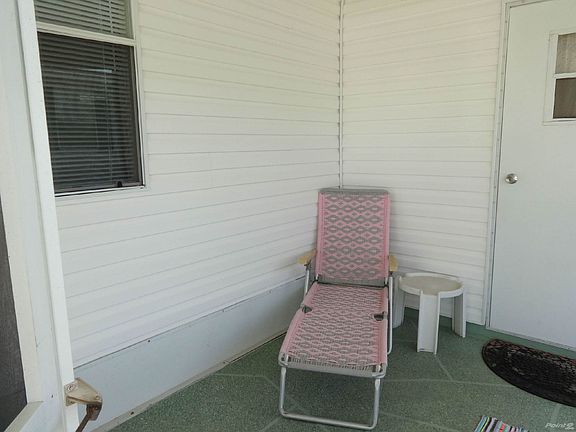 2nd Screened porch