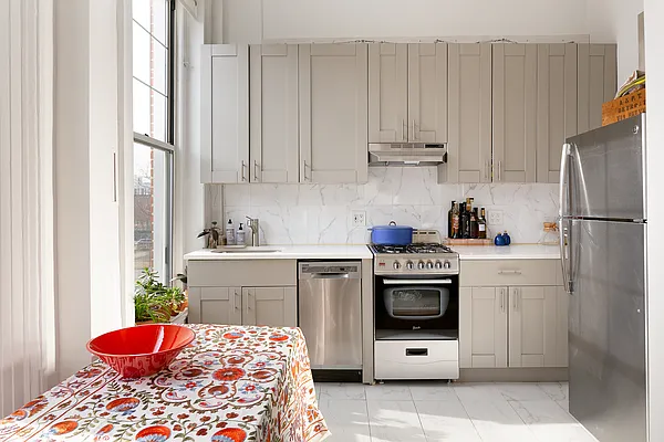 Rented by Engel and Völkers Brownstone Brooklyn | media 3