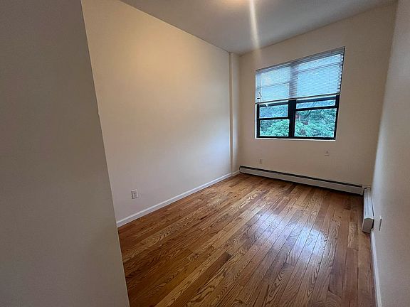 3rd image of 72 Buffalo Ave #3A