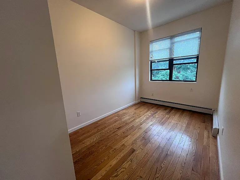 72 Buffalo Ave #3A — Photo 3