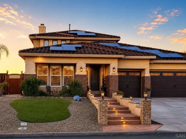 2327 Clearcrest Ln, Fallbrook, CA 92028