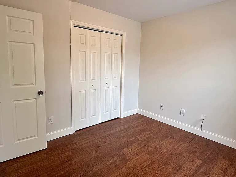 4369 Sullivan St #B — Photo 6
