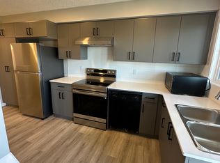 850 Secord Blvd NW #39, Edmonton, AB T5T7R9