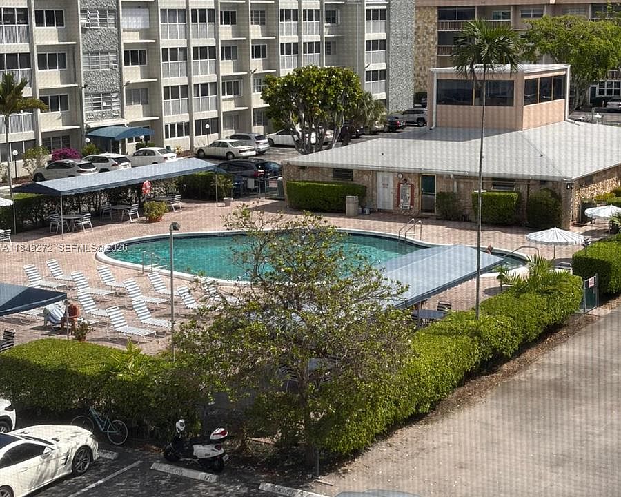 1st image of 215 SE 3rd Ave APT 403A