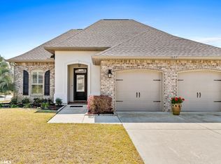 637 Turquoise Dr, Fairhope, AL 36532