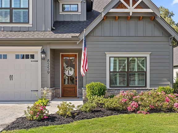 4th image of 8259 Blackrock Dr