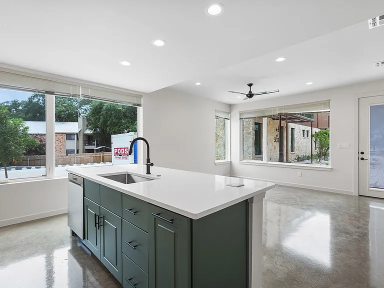 Modern Luxury in San Marcos' Premier Courtyard Community Now Leasing! — Photo 35