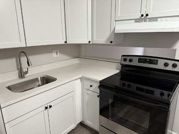 2nd image of 1970 N 18th Ave APT 18