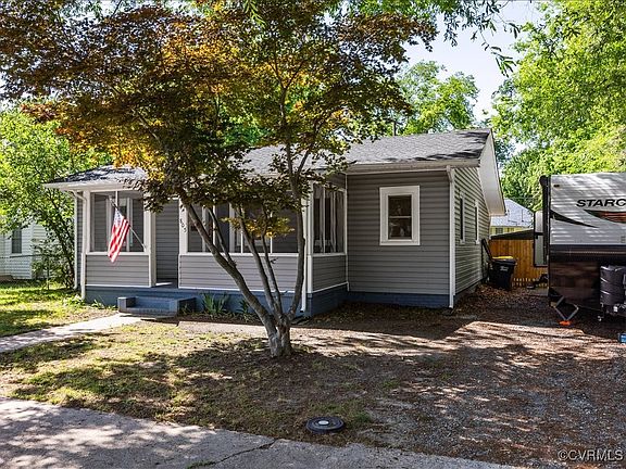 2nd image of 805 E Poythress St