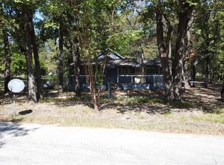 216 Comanche Trl, West Tawakoni, TX 75474