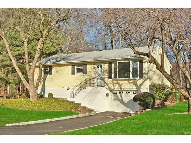 14 Elinor Pl photo 1