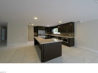 190 27th St NW, Naples, FL 34120