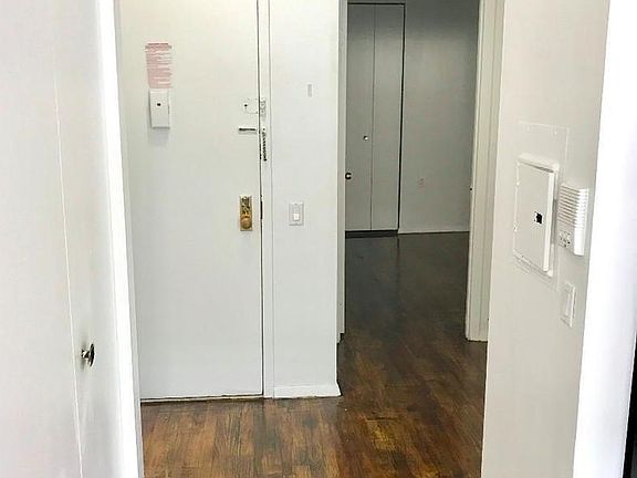 5th image of 610 Saint Nicholas Ave APT 1B