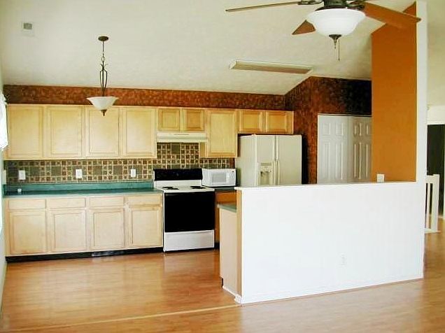 2nd image of 452 Dekalb Dr