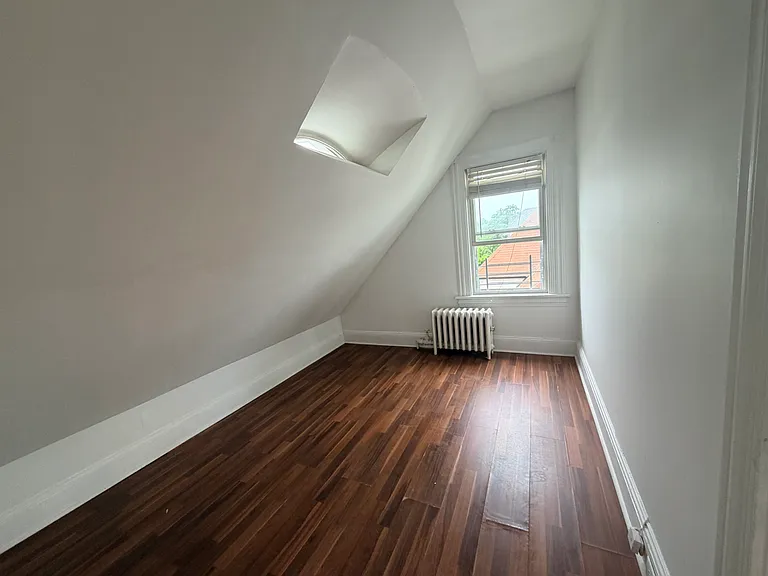 269 Rich Ave #3 — Photo 3