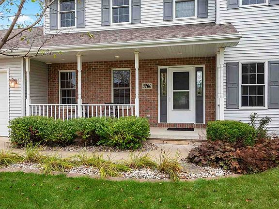 Nice covered porch area