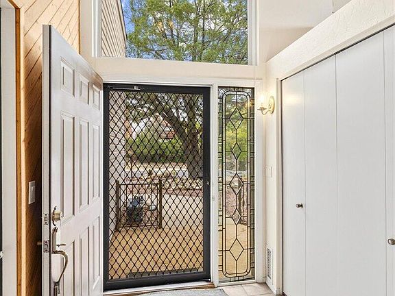 4th image of 997 Copper Vista Dr