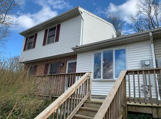 10 Amber Ct, Millersville, PA