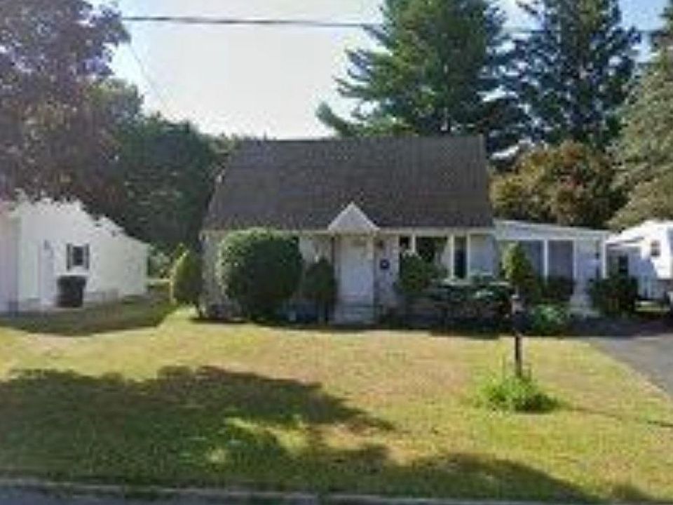 1st image of 49 Parkview Ct