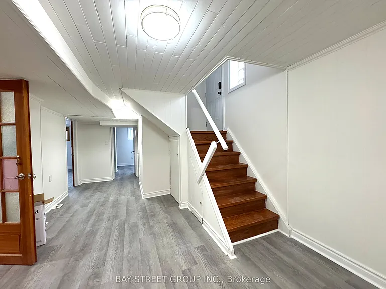 131 Allanford Rd — Photo 3