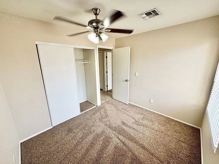 8544 W Lawrence Ln — Photo 22