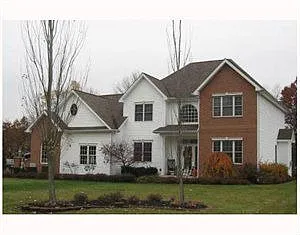 1883 Lori Ln photo 1