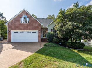 8701 Rockcrest Ct, North Chesterfield, VA 23235