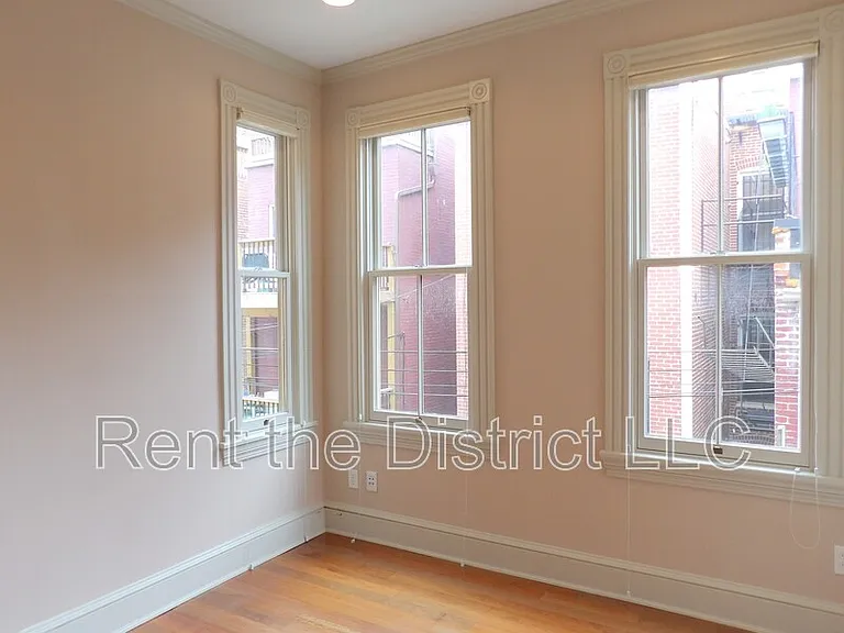 1130 5th St NW #3 — Photo 19