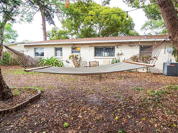 3rd image of 6696 Criswell Ave N