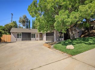 13501 Simshaw Ave, Sylmar, CA 91342