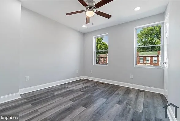 5300 Maple Ave — Photo 4