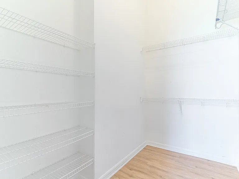 102 Ivy Brook Ct — Photo 43