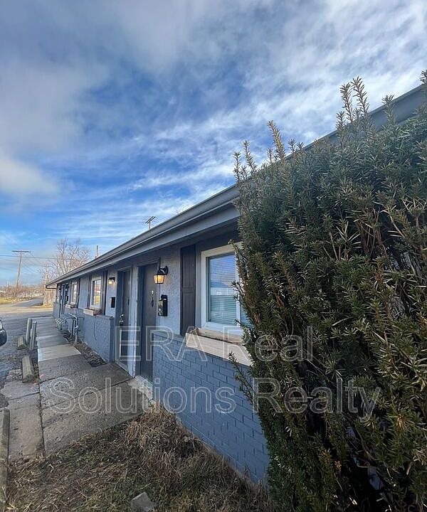 1st image of 1794 Genessee Ave Unit B