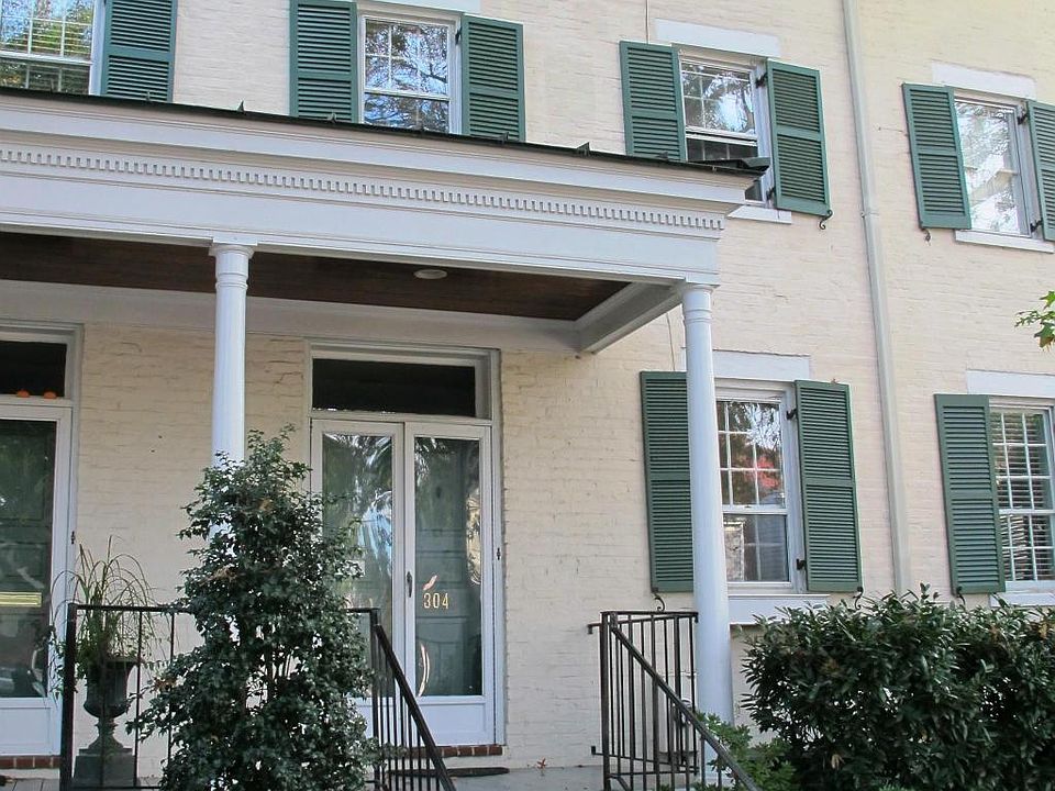1st image of 304 S Columbus St
