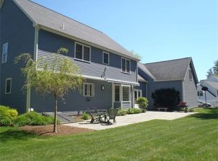 32 Pond View Dr, Kingston, MA 02364