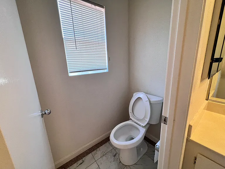 1059 La Sierra Ter — Photo 14