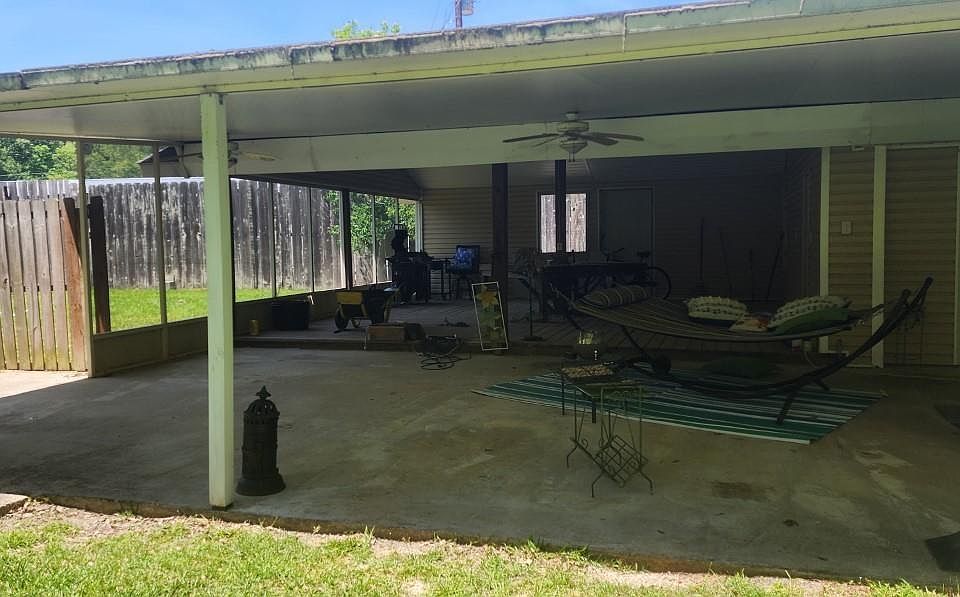 7411 Latimer Dr, Denham Springs, LA 70726 MLS 2023007120 Zillow