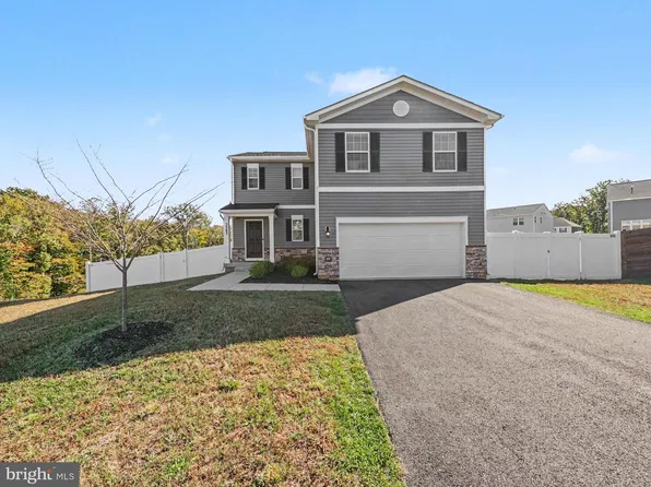 3282 White Tail Dr, Locust Grove, VA 22508