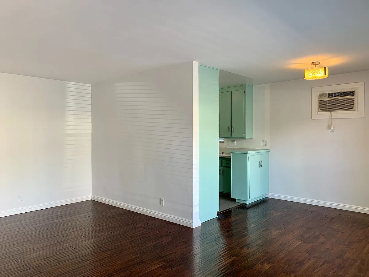 Building Photo - 13514 Rye St #1