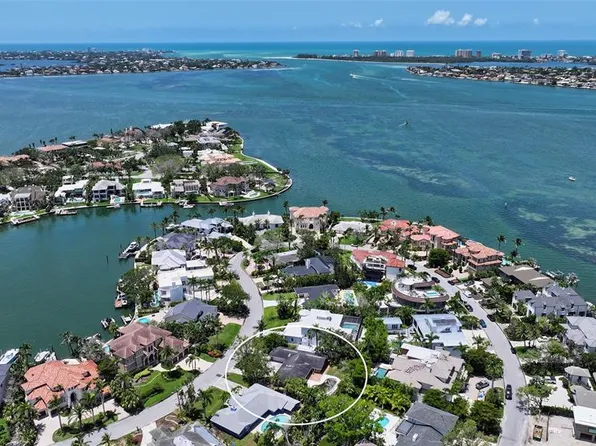 1387 Harbor Dr, Sarasota, FL 34239