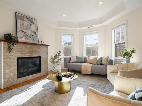 201 Pearl St #2, Cambridge, MA 02139