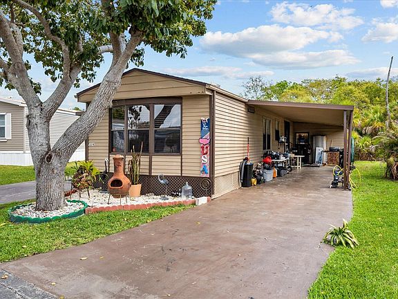 5th image of 324 Mockingbird Avenue
