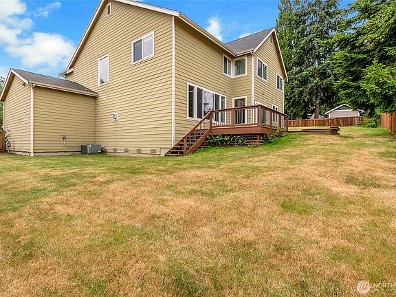 3rd image of 6423 3rd Street Ct E