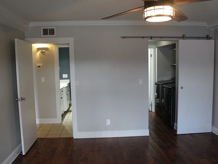 568 River St — Photo 9