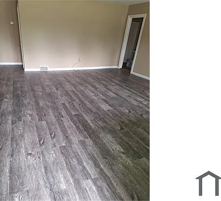 1504 Grafton Rd — Photo 2