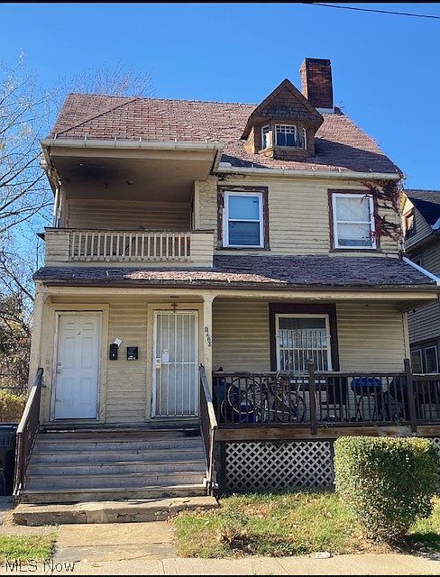1st image of 1520 E 85th St